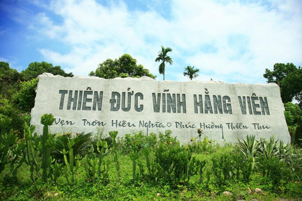 Thiên Đức Vĩnh Hằng Viên tọa lạc tại Phú Thọ - nơi núi non trập trùng lại rất gần thủ đô Hà Nội