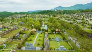 lac hong vien hoa binh 139