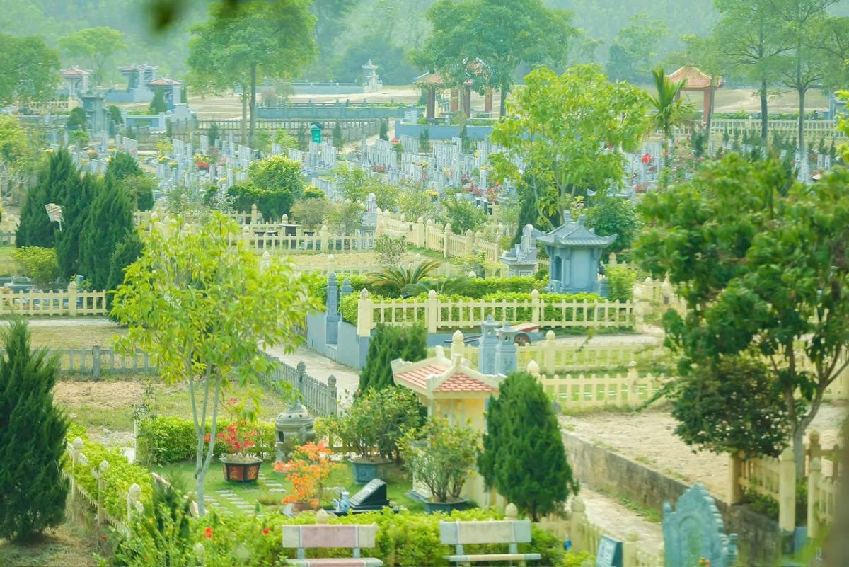 lac hong vien hoa binh 17