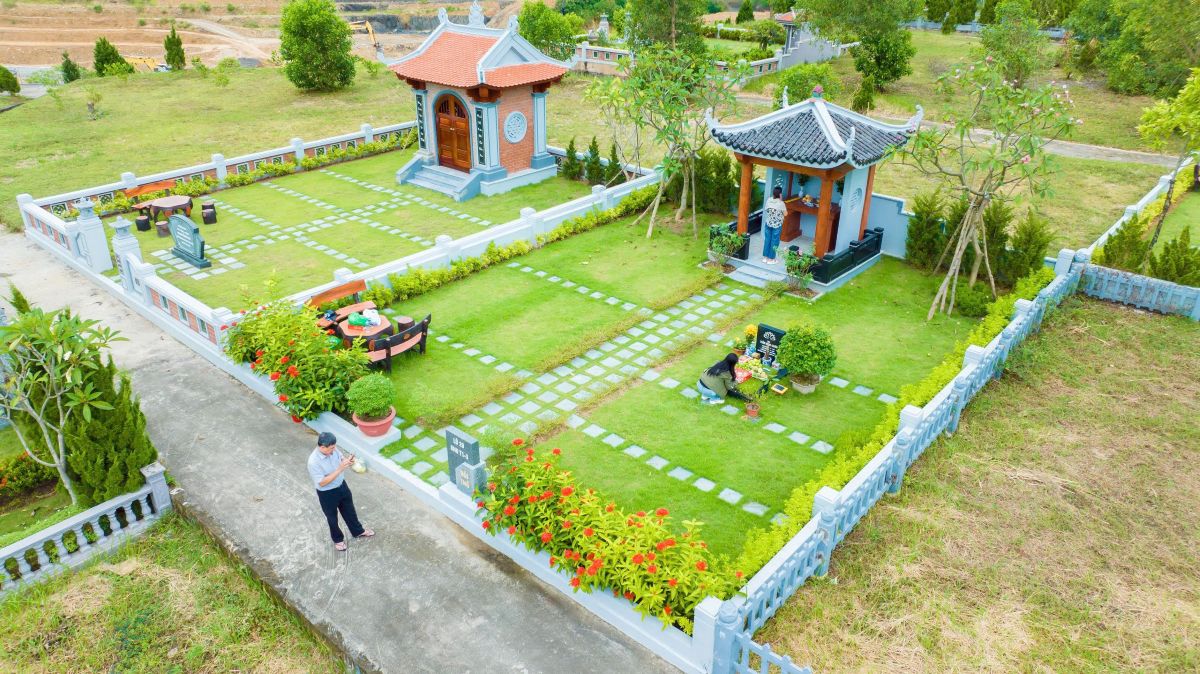 lac hong vien hoa binh 37